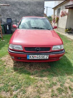 Opel Astra F - 4