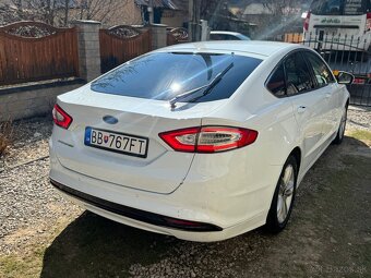 Ford Mondeo mk5 2.0tdci 110kw Powershift 2017 PLNE POJAZDNÉ - 4