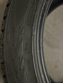 Zimne pneumatiky Nokian Tyres WR SUV 255/45 R20 - 4