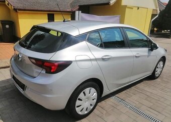 Opel Astra  1.2 Turbo benzín 81kw Full Led - 4