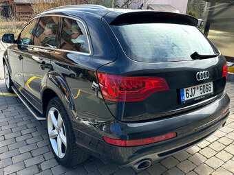 Audi Q7 3,0 TDi 180kw - 2x S-LINE, CZ, VZDUCH, 7-MÍST - 4