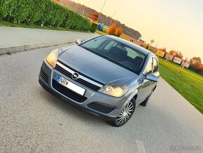 Opel Astra H 1.4 16V kúp. v SR - 4