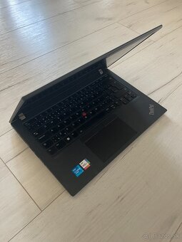 Predam Lenovo T14s Gen2 (stale v zaruke) - 4