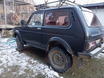 Lada Niva - 4