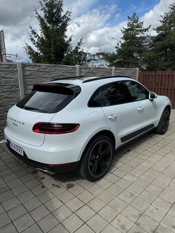 Porsche Macan - 4