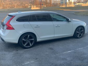 Predám vozidlo Volvo V60 Rdesign - 4