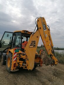 JCB 3CX - 4