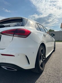 Mercedes-Benz A180 AMG Line - 4