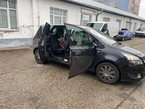 opel meriva - 4