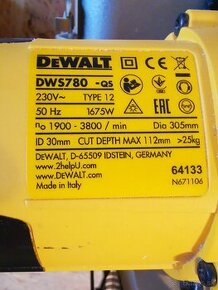 Pokosová píla Dewalt DWS780 - 4