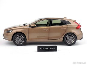 VOLVO V40 - 1:18 PAUDI - 4