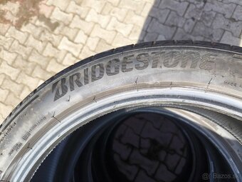 Bridgestone 285/40R21 letné - 4