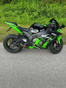 Kawasaki Ninja ZX10R - 4