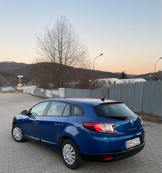 Renault Megane 1.5d (Automat) - 4