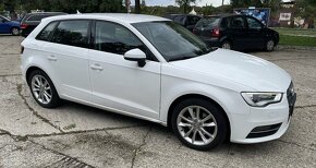 Audi A3 Sportback - 4