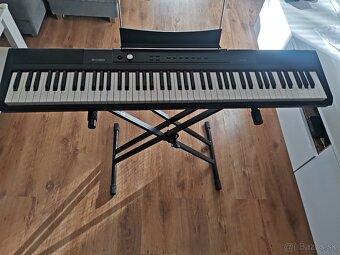 Predám používané digital stage piano -Thoman SP 320 - 4