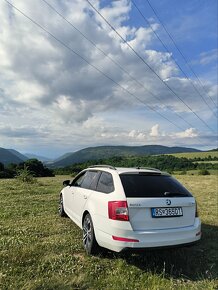 SKODA OCTAVIA COMBI 3 - 4