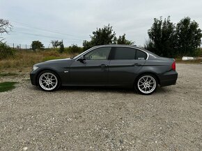 BMW E90 325d - 4