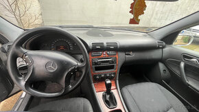 Mercedes C200 CDI - 4