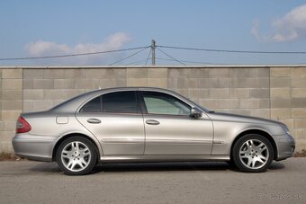 Mercedes-Benz E trieda Sedan 280 Elegance A/T 4-matic - 4