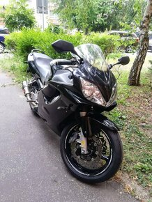 Honda CBR600 F4i - 4