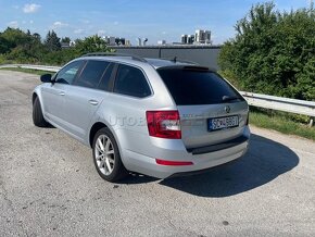 Škoda Octavia Combi 2.0 TDI Elegance/Style DSG - 4