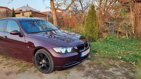 Bmw e90 318d - 4