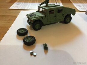 Italeri M-1036 HMMV with TOW LAUNCHER 1/35 No 369 - 4