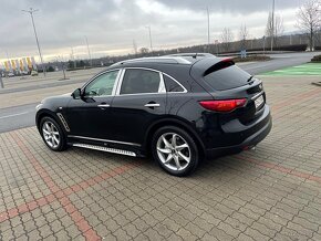 Infiniti FX30dS - 4