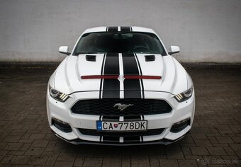 FORD MUSTANG 3.7 V6 224kW - 4