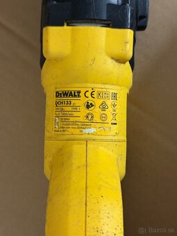 AKU vŕtacie kladivo Dewalt - 4