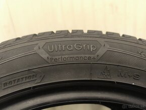 Goodyear Ultragrip 235/50 R17 100V - 4