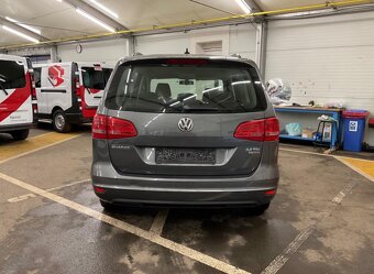 VW Sharan  2,0 TDI - 4