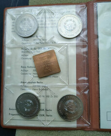 sada pamatnych minci 5 Marky - NDR/DDR - 4