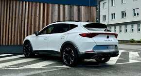 Cupra Formentor 1,4 TSI eHybrid 245k Veloz 39.000 km Full LE - 4