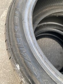 Pneu 195/45 R15 - 4