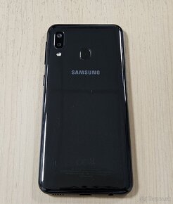 Samsung Galaxy A20e - 4