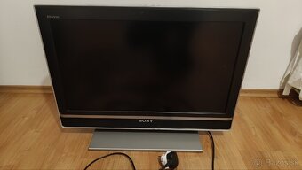 Sony Bravia KDL-32T300

+DVD Hyundai

 DV-5-X312

 - 4