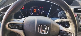 Predám Honda Civic 1,8 i- VTEC TOP EXECUTIVE - 4