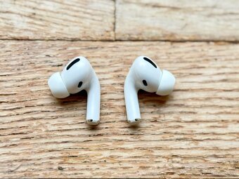 Predám originálne slúchadlá Apple Airpods PRO 1 gen - 4