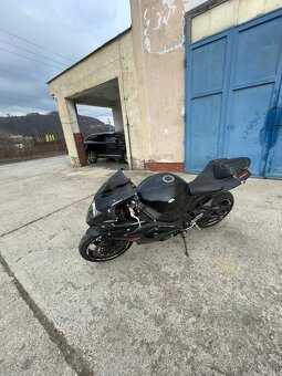 Suzuki GSXR 1000 - 4