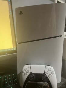 PS5 slim 1TB - 4