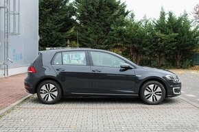 Volkswagen Golf- e, 100kW, r. 12/2020, 17 000km - 4