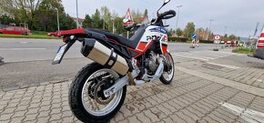 Aprilia TUAREG 660 DAKAR PODIUM - 4