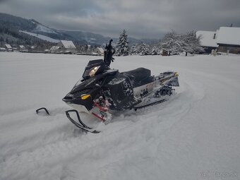 Ski doo Summit 800 Everest - 4