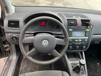 Rozpredam VW Golf 5 1.9 TDI 77KW - 4