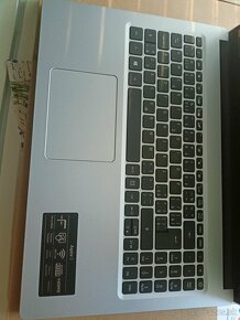 Acer Aspire 3 Pure Silver 15 128 GB 8GB RAM - 4