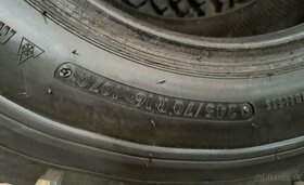 245/70 R16 vzor Track2000 alebo Sahara - 4