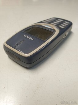 NOKIA  3310 - 4