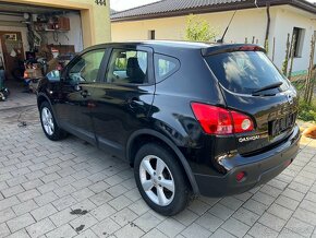 Nissan Qashqai 2.0 dCi Tekna 4x4 - 4